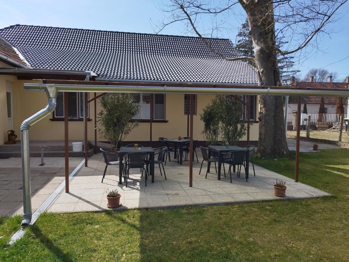 Tartos Szegfu Vendeghaz, Maganszallas Tazlar Dış mekan fotoğraf