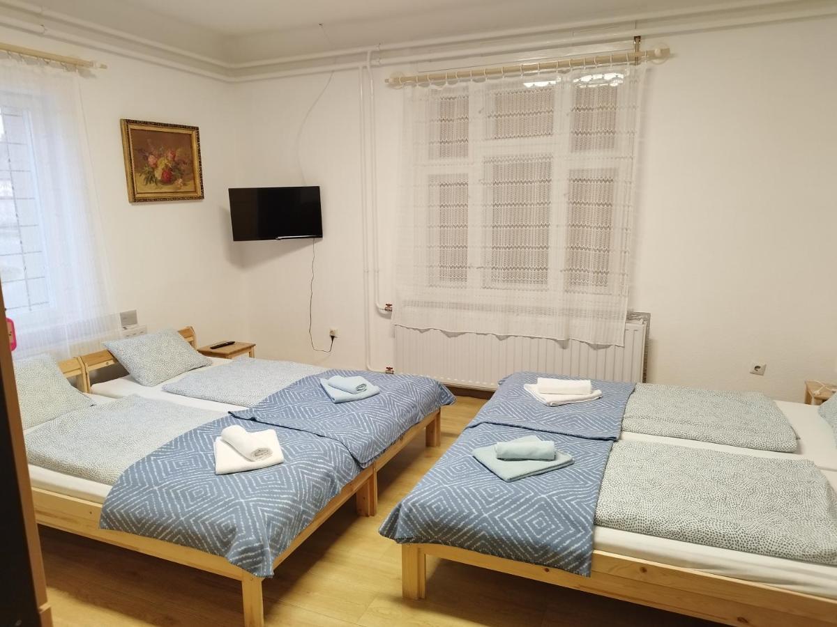 Tartos Szegfu Vendeghaz, Maganszallas Tazlar Dış mekan fotoğraf