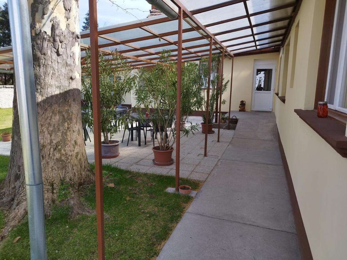 Tartos Szegfu Vendeghaz, Maganszallas Tazlar Dış mekan fotoğraf
